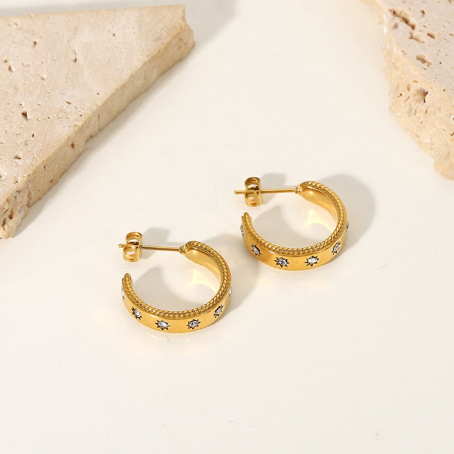 Fashionable 18K Gold Star Zirconia Earrings