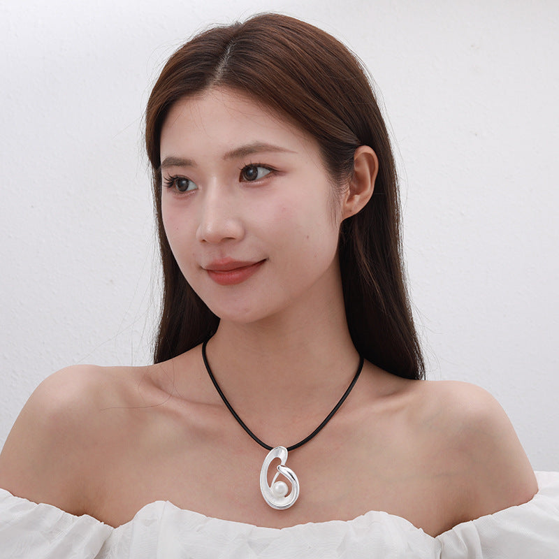 womens-irregular-pendants-clavicle-chain